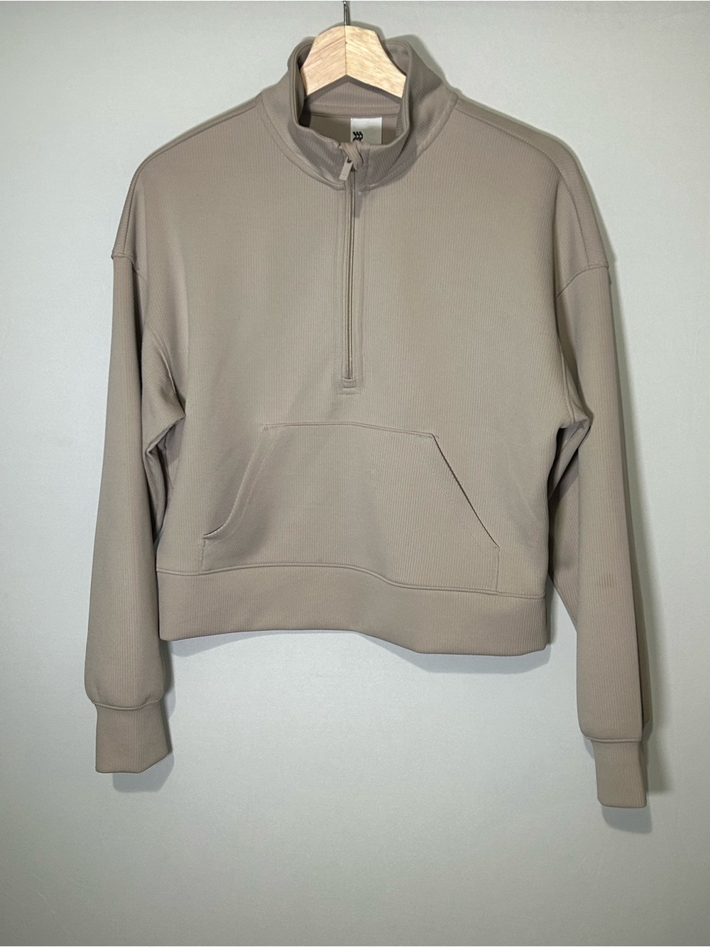 All in Motion Ribbed Cropped Half Zip Pullover Taupe Small - Picture 3 of 10